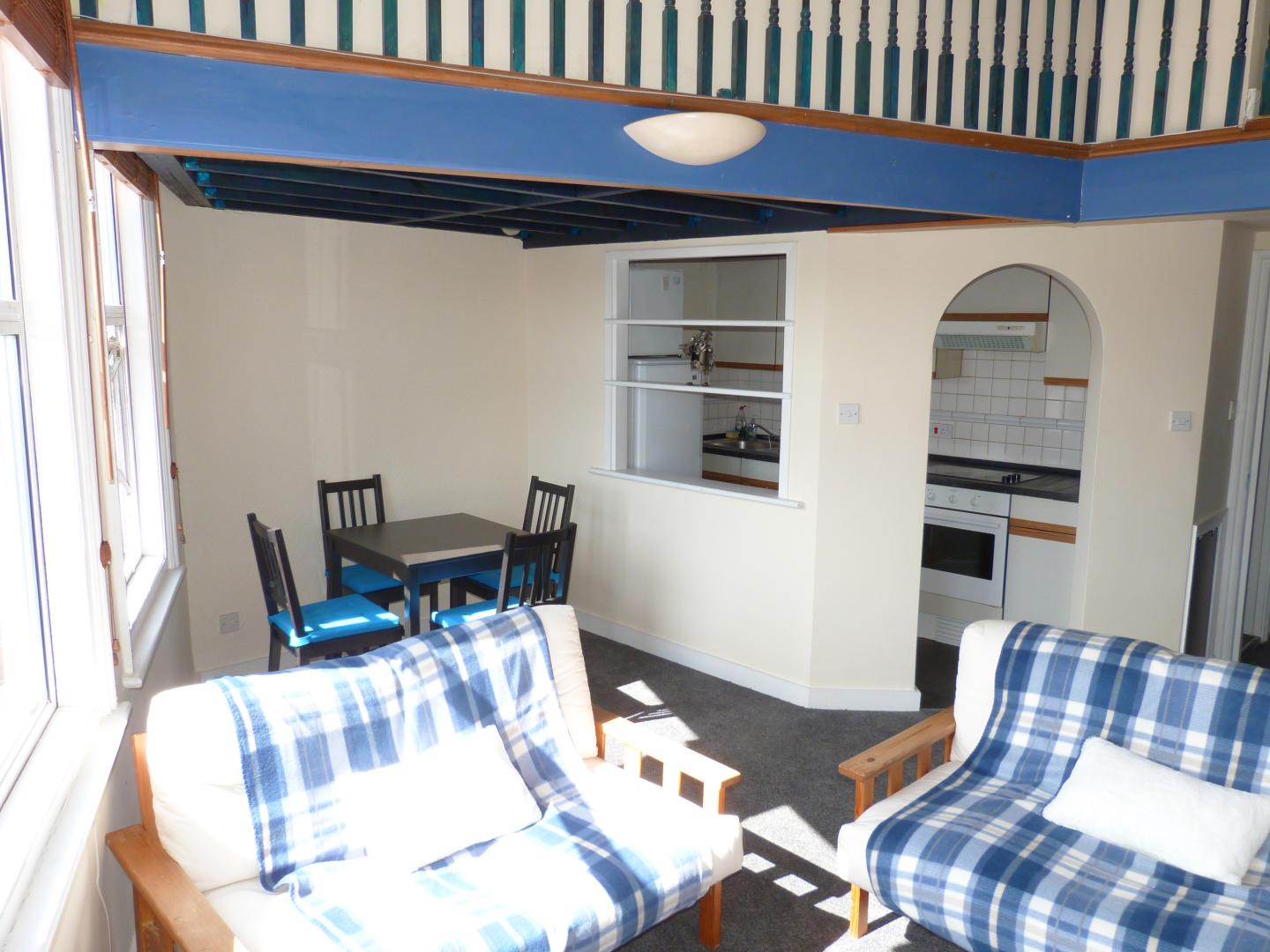 			2 Bedroom, 1 bath, 1 reception Flat			 Willesden Lane, KILBURN