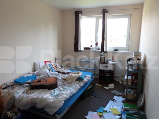 			Great Value!, 3 Bedroom, 1 bath, 1 reception Flat			 High Road, East Finchley