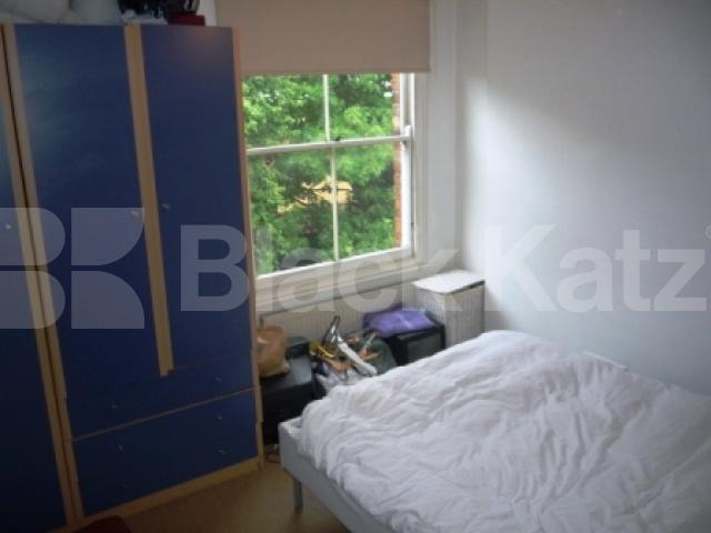 			LET!, 1 Bedroom, 1 bath, 1 reception Flat			 Rathcoole Gardens, CROUCH END