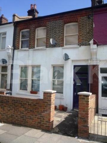 			LET, 2 Bedroom, 1 bath, 1 reception Flat			 Wetherill Road, MUSWELL HILL