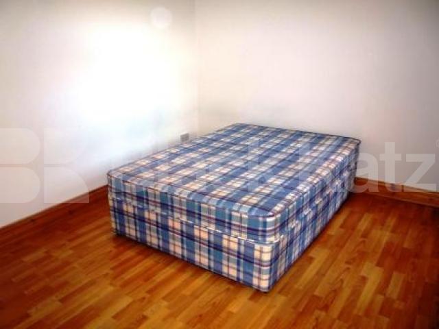 			LET, 2 Bedroom, 1 bath, 1 reception Flat			 Wetherill Road, MUSWELL HILL