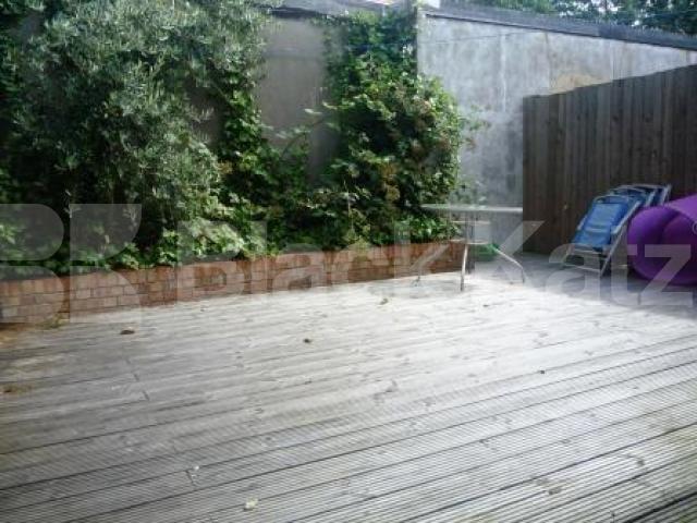 			LET, 2 Bedroom, 1 bath, 1 reception Flat			 Wetherill Road, MUSWELL HILL