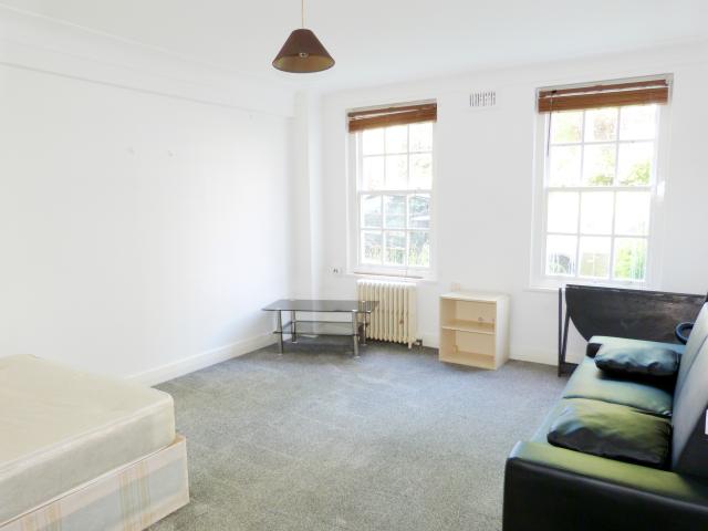 			NEW INSTRUCTION, Studio Apartment, 1 bath, 1 reception Studio			 Eton College Road, BELSIZE PARK/CHALK FARM