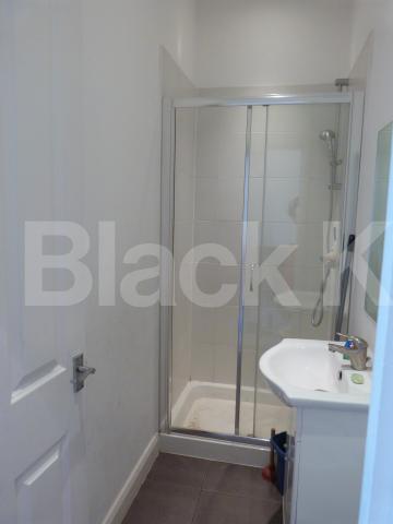 			Fabulous Views !, 2 Bedroom, 1 bath, 1 reception Flat			 Athenaeum Place, Muswell Hill