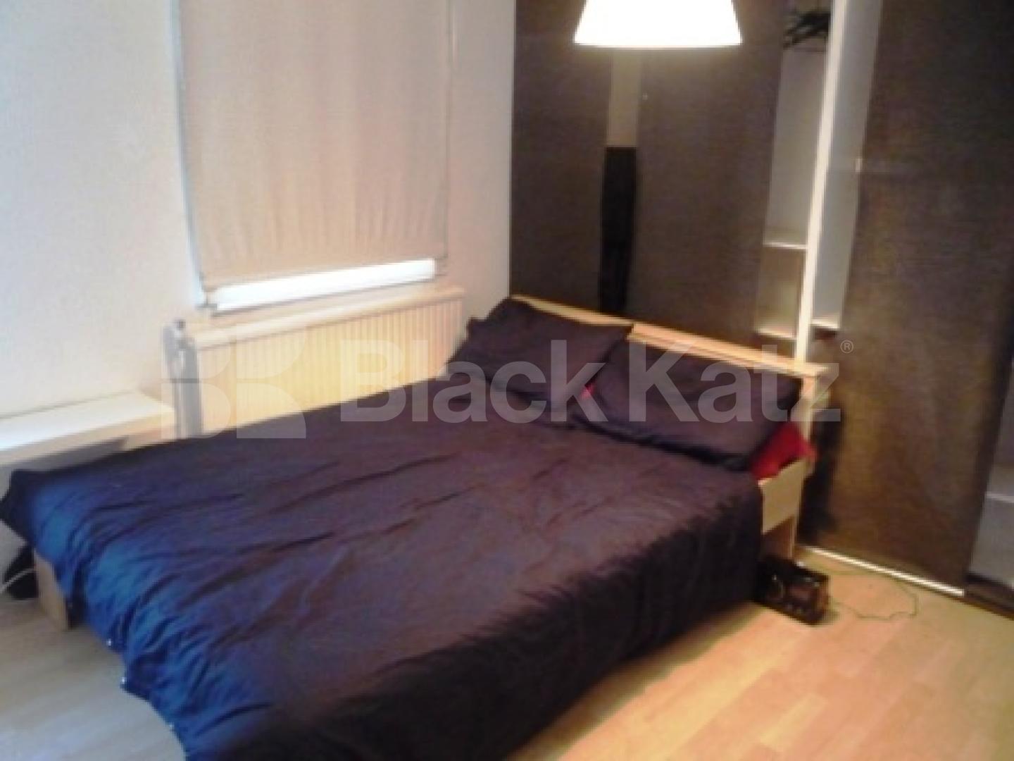 			3 Bedroom, 1 bath, 1 reception Flat			 Middle Lane, CROUCH END