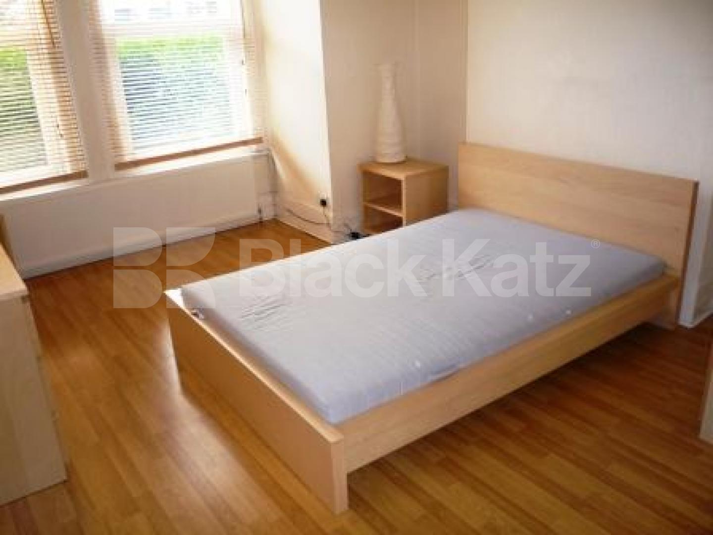 			GARDEN FLAT!, 3 Bedroom, 1 bath, 1 reception Ground Floor Flat			 Marlborough Road, Bounds Green