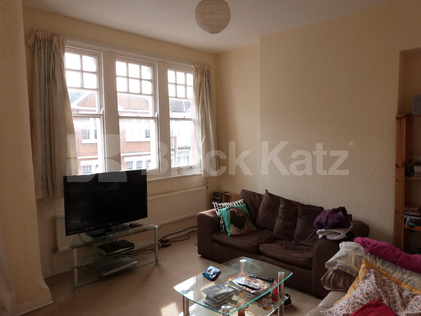 			MUST SEE! , 5 Bedroom, 1 bath, 1 reception House			 Felix Avenue, Crouch End