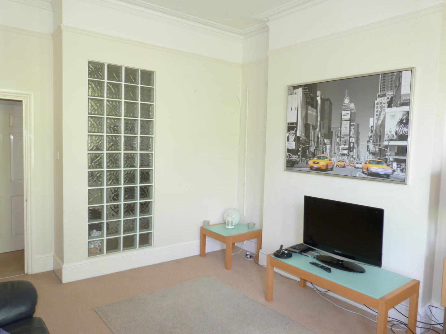			Beautiful Period Property, 2 Bedroom, 1 bath, 1 reception Flat			 Castellain Road, MAIDA VALE