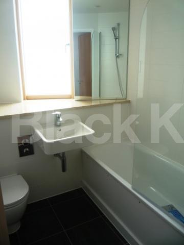 			LET!, 2 Bedroom, 1 bath, 1 reception Flat			 Sutton Road, Muswell Hill