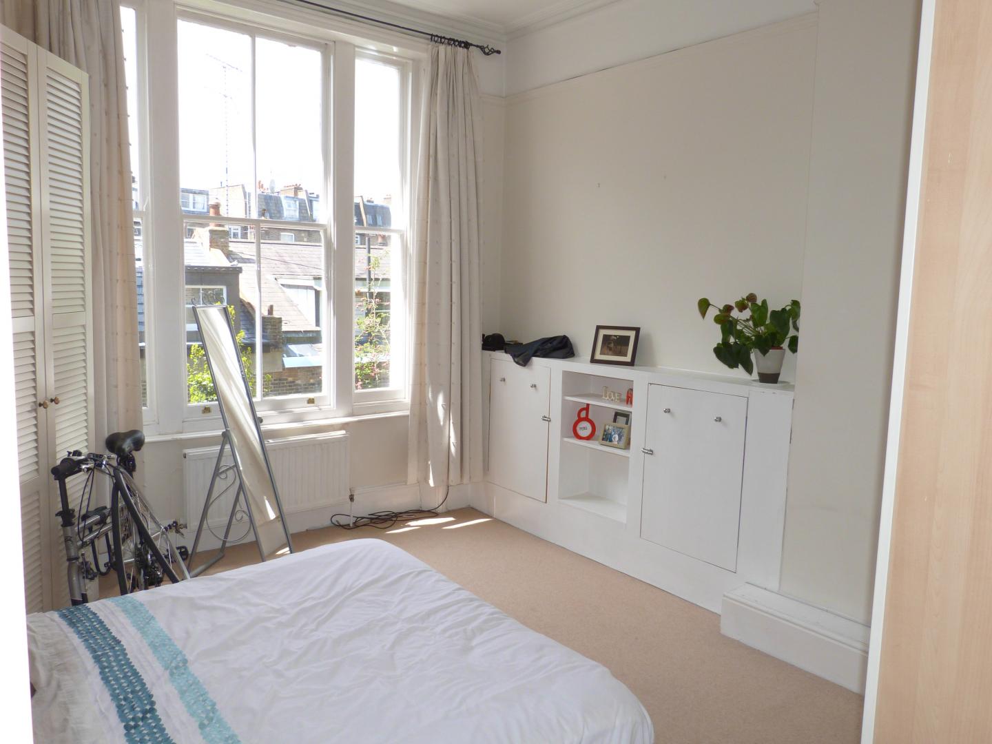 			Beautiful Period Property, 2 Bedroom, 1 bath, 1 reception Flat			 Castellain Road, MAIDA VALE