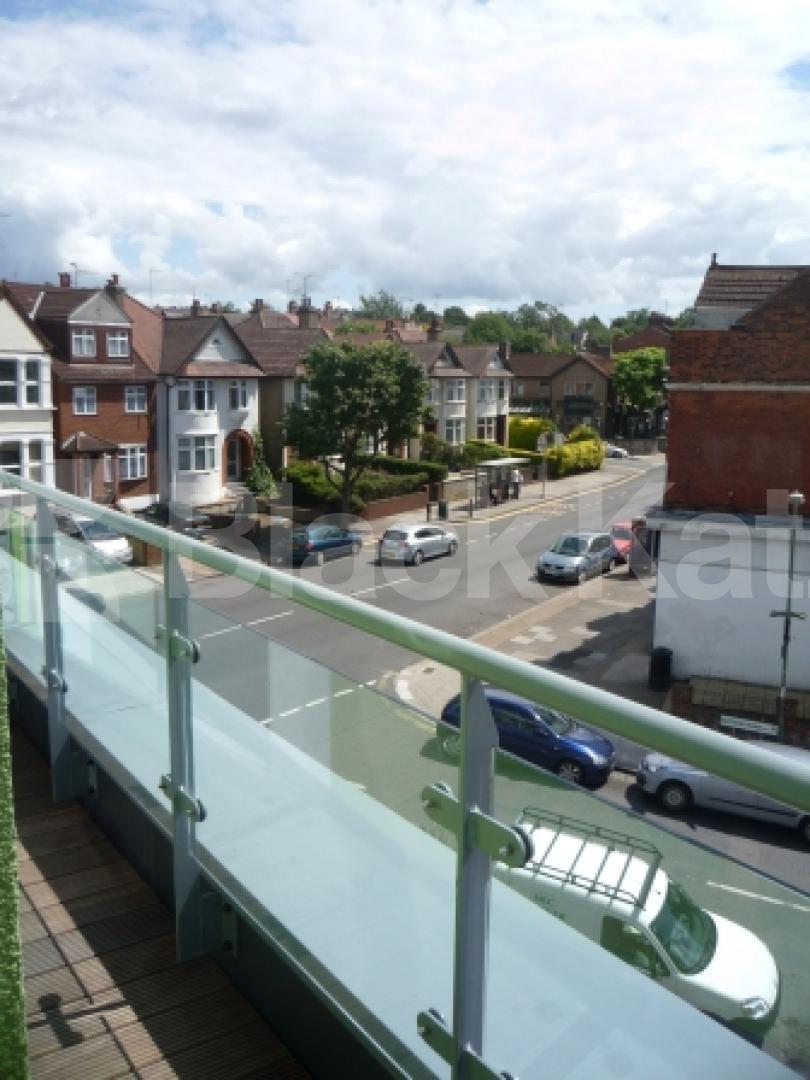 			LET!, 2 Bedroom, 1 bath, 1 reception Flat			 Sutton Road, Muswell Hill