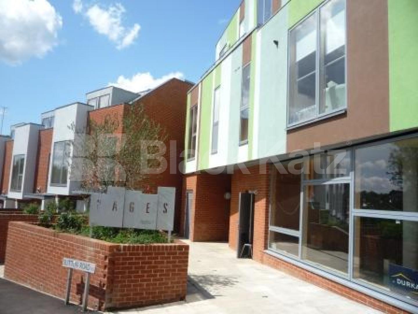 			LET!, 2 Bedroom, 1 bath, 1 reception Flat			 Sutton Road, Muswell Hill