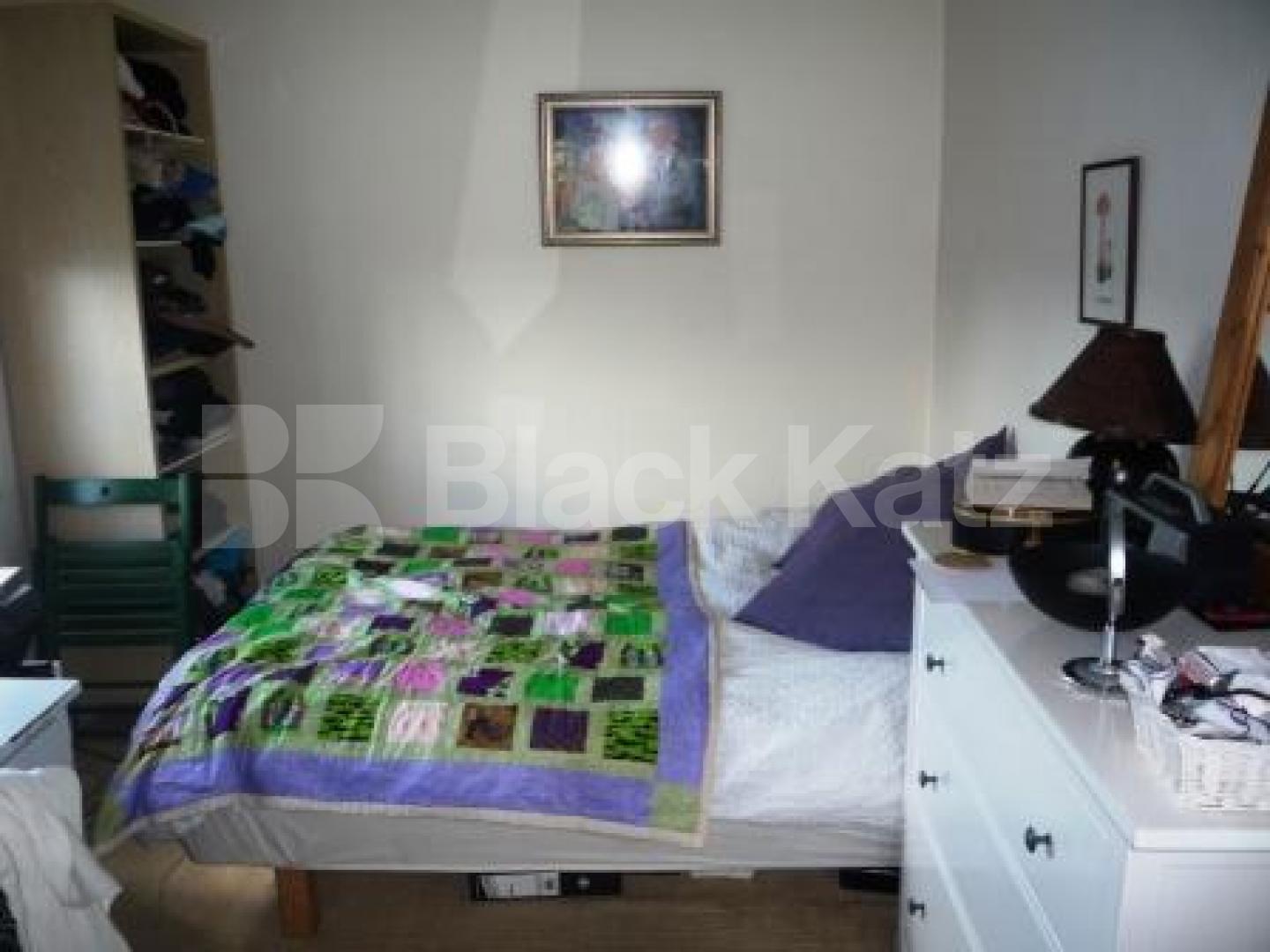 			LET!, 1 Bedroom, 1 bath, 1 reception Flat			 Muswell Hill, MUSWELL HILL N10