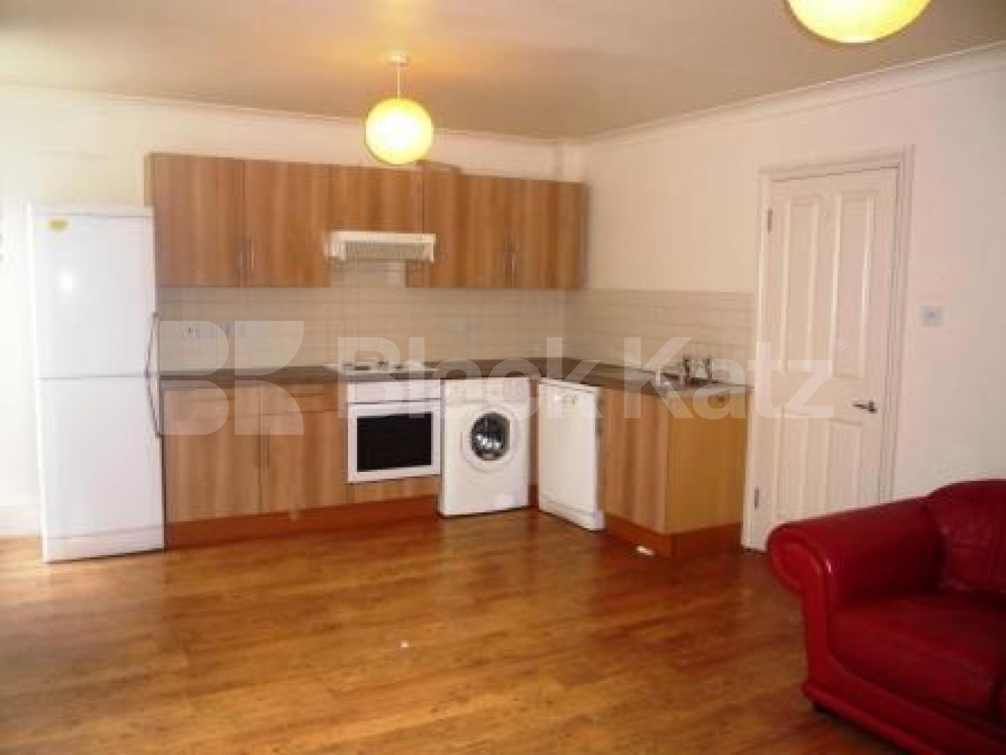 			2 Bedroom, 1 bath, 1 reception Flat			 Tower Terrace, Tower Terrace