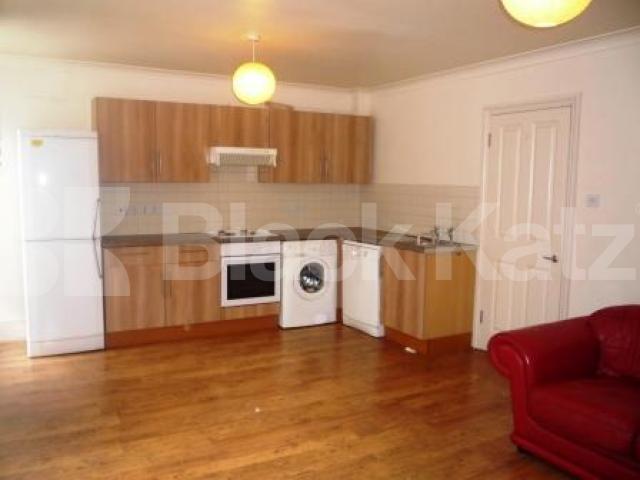 			2 Bedroom, 1 bath, 1 reception Flat			 Tower Terrace, Tower Terrace