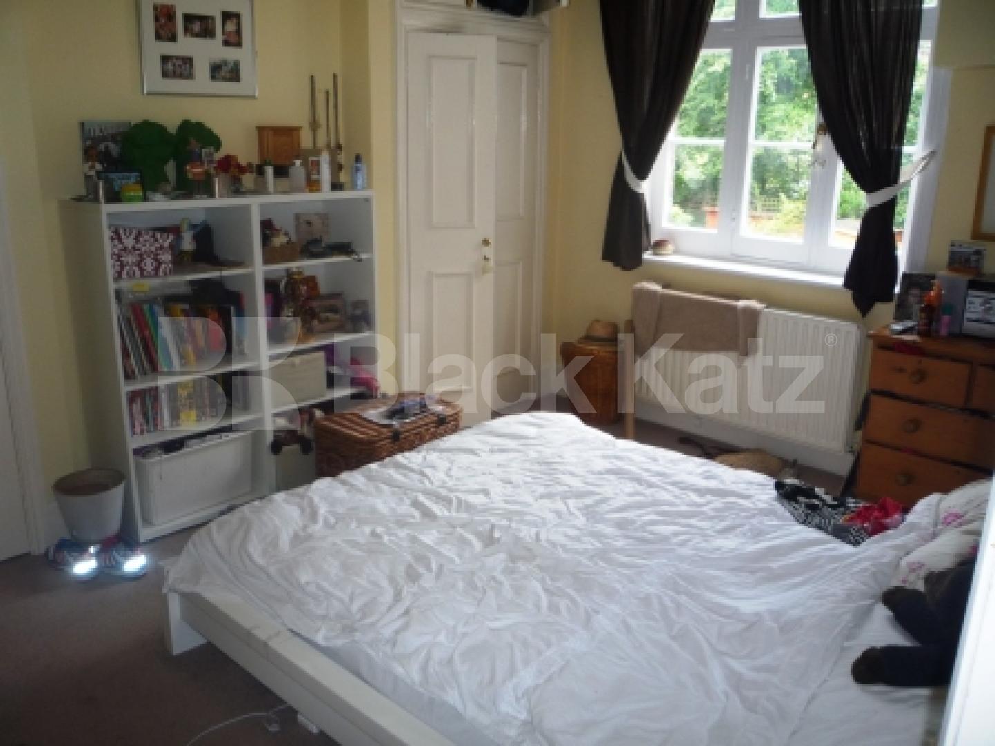 			Available in September!, 2 Bedroom, 1 bath, 1 reception Flat			 Birchington Road, CROUCH END