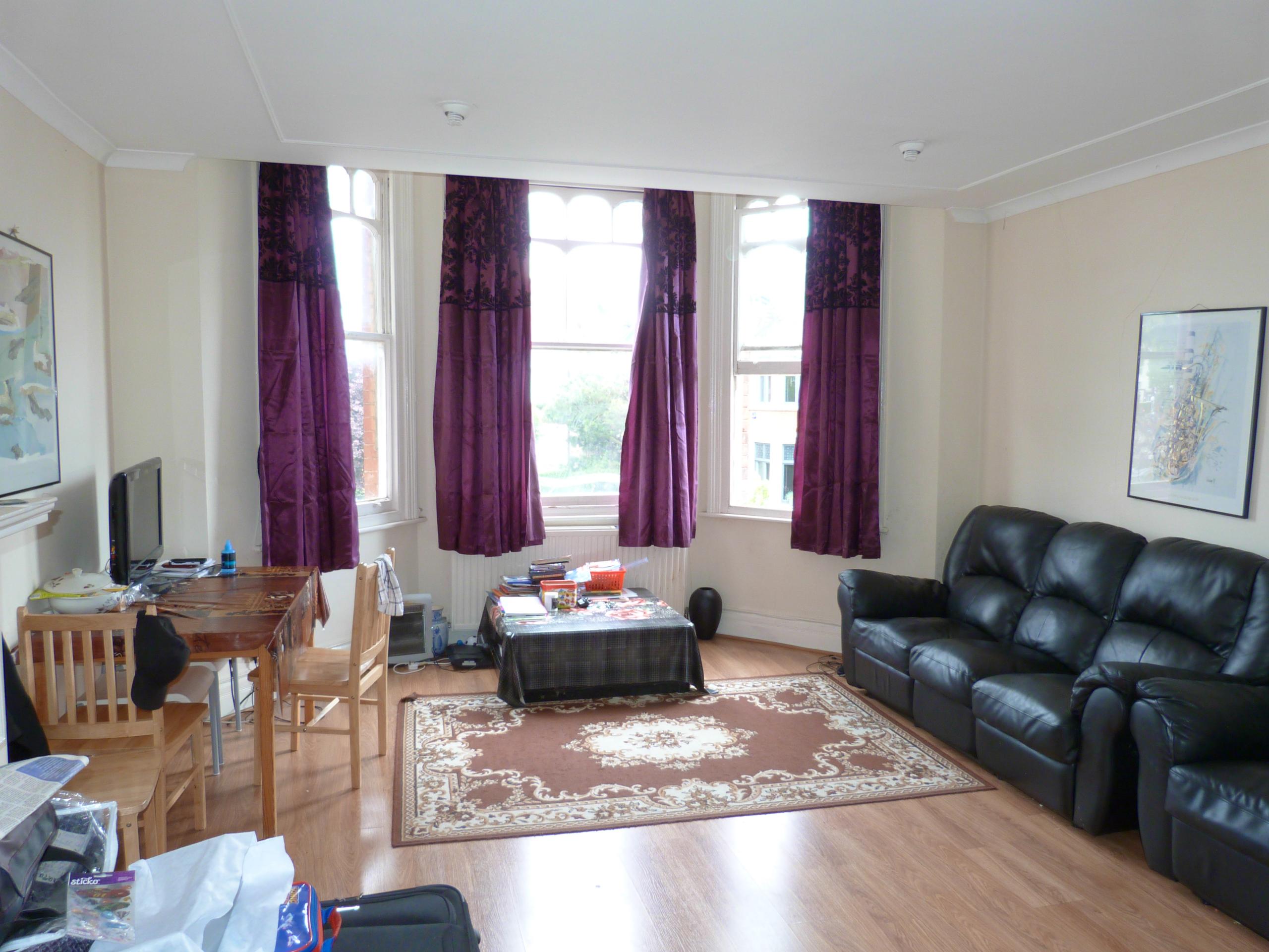 			UNDER OFFER , 2 Bedroom, 1 bath, 1 reception Flat			 Mapesbury Road, KILBURN NW2