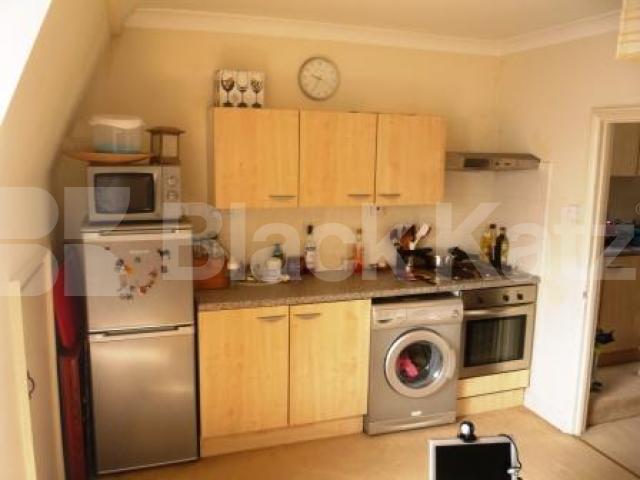 			1 Bedroom, 1 bath, 1 reception Flat			 Topsfield Parade, Crouch End