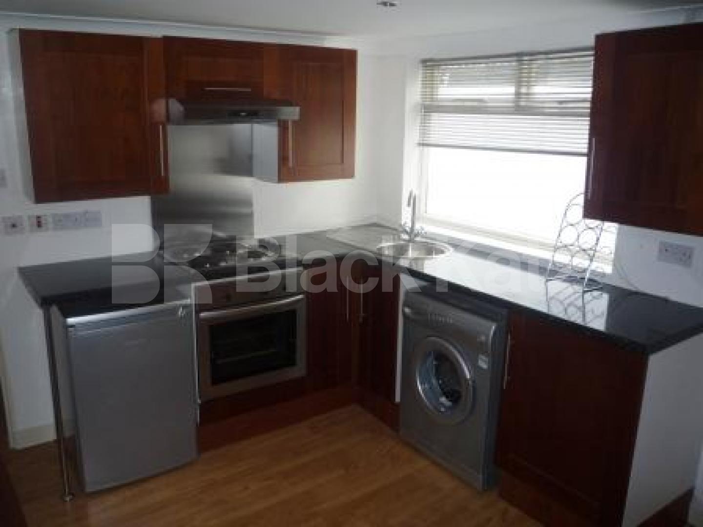 			Studio Apartment, 1 bath, 1 reception Flat			 Hornsey High Street, HORNSEY