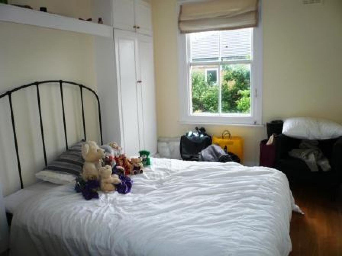 			2 Bedroom, 1 bath, 1 reception Flat			 Bravington Road, QUEENS PARK/MAIDA VALE