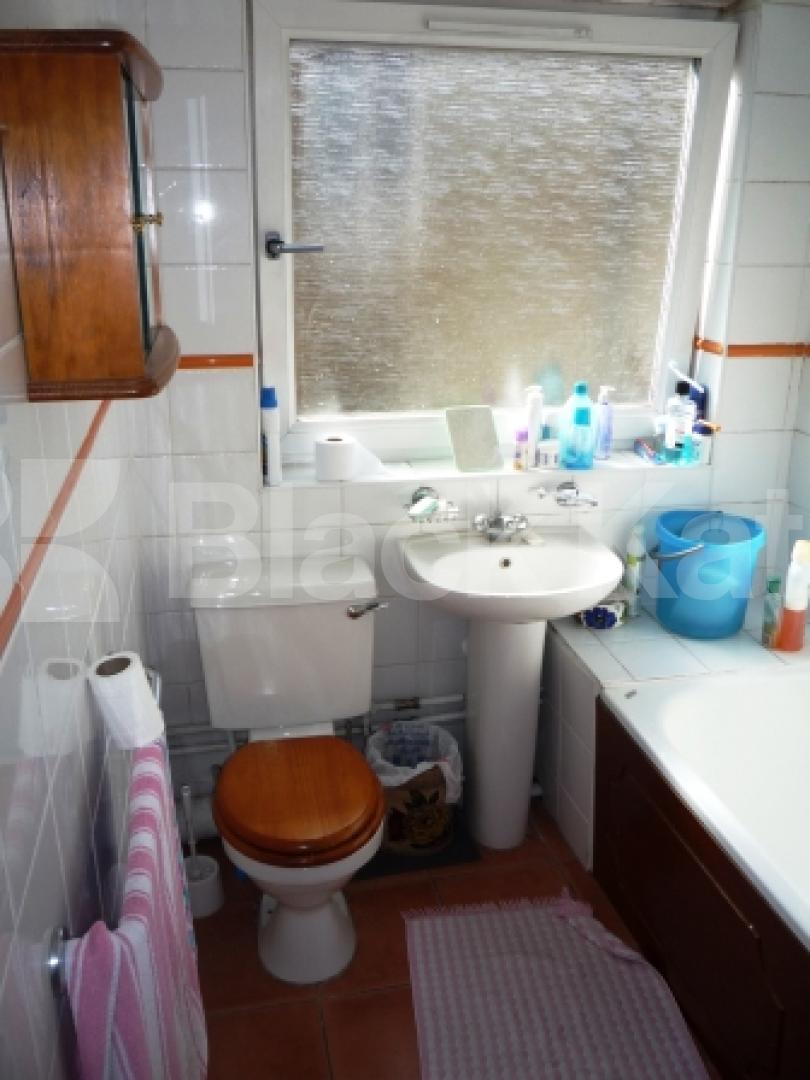 			1 Bedroom, 1 bath, 1 reception Flat			 Alexandra Grove, North Finchley