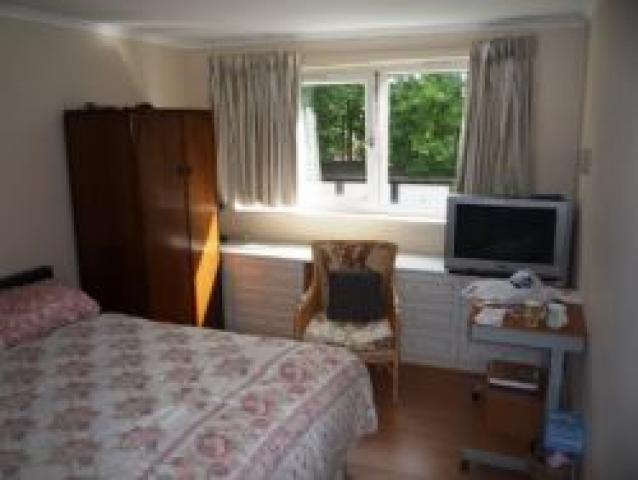 			1 Bedroom, 1 bath, 1 reception Flat			 Alexandra Grove, NORTH FINCHLEY