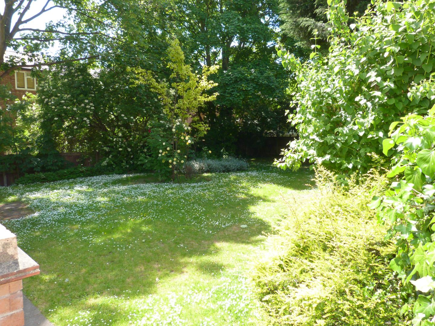 			1 Bedroom, 1 bath, 1 reception Flat			 Kilburn High Road, KILBURN