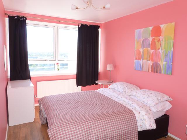 			Fantastic Location, 2 Bedroom, 1 bath, 1 reception Flat			 Freston Road, Notting Hill