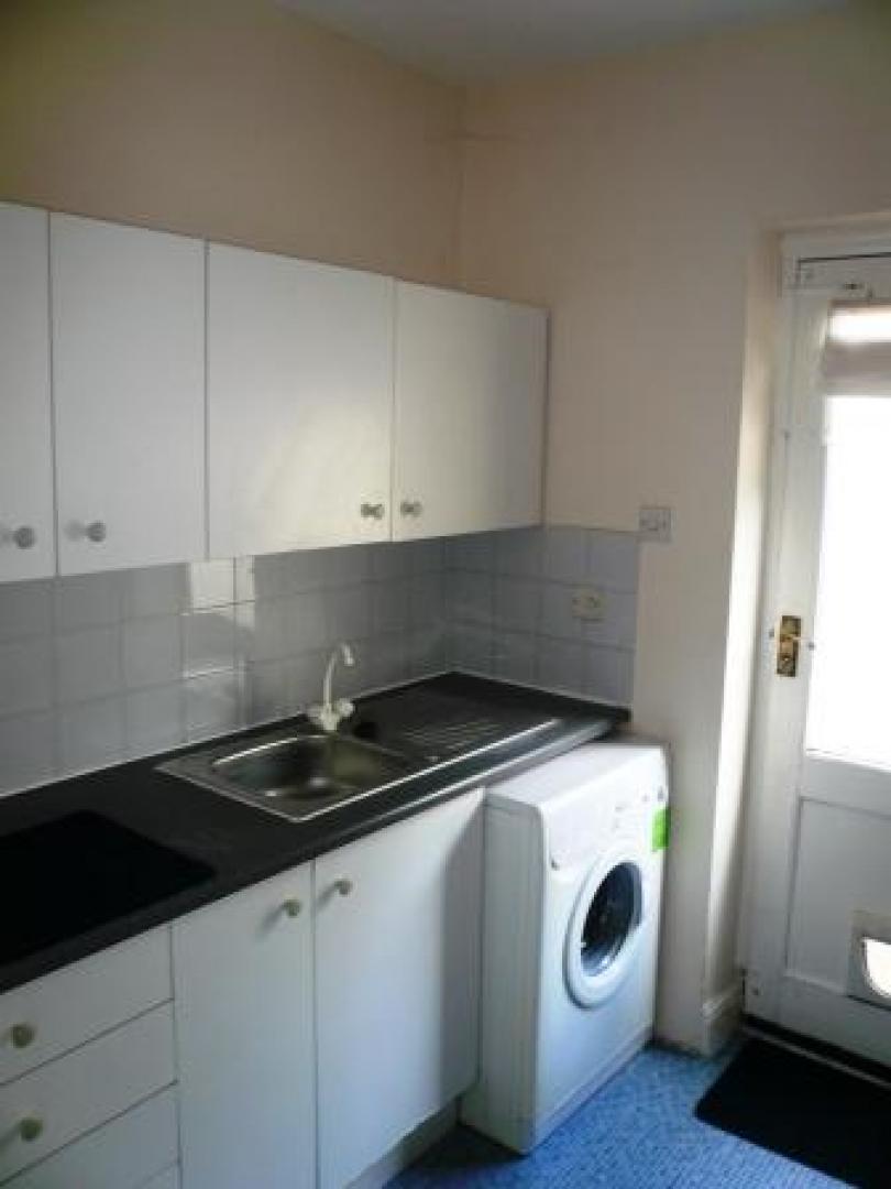 			3 Bedroom, 1 bath, 1 reception Flat			 Iverson Road, WEST HAMPSTEAD