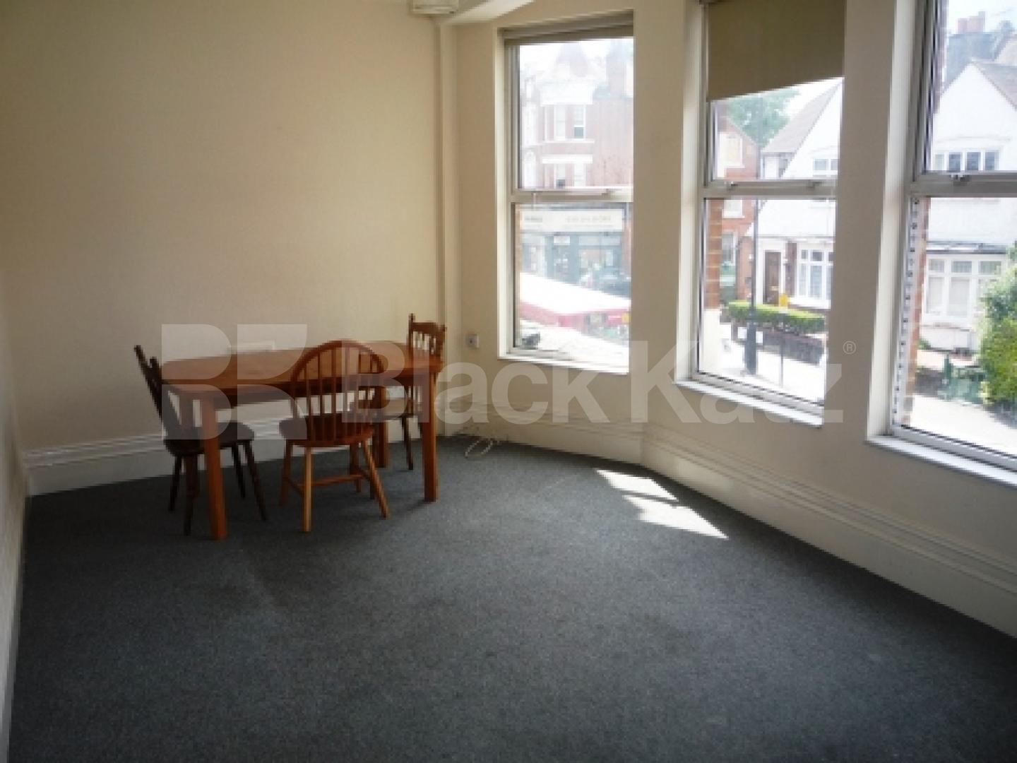 			2 Bedroom, 1 bath, 1 reception Flat			 Muswell Hill Broadway, MUSWELL HILL