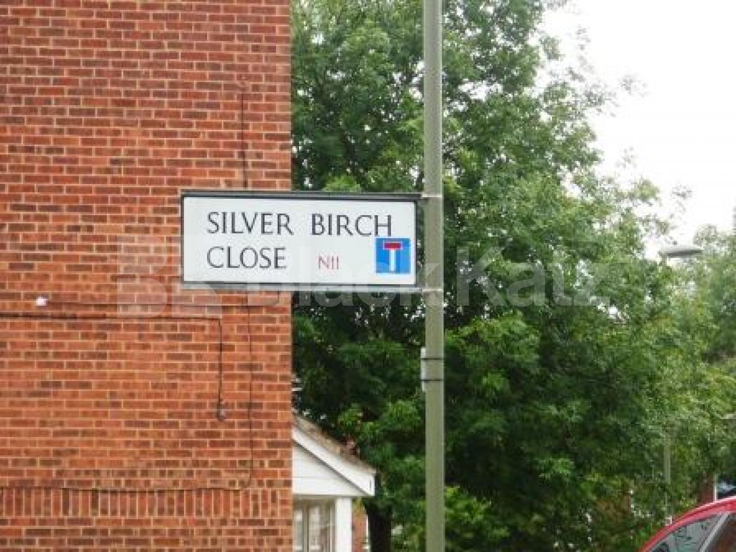 			2 Bedroom, 1 bath, 1 reception Flat			 Silver Birch Close, FRIERN BARNET