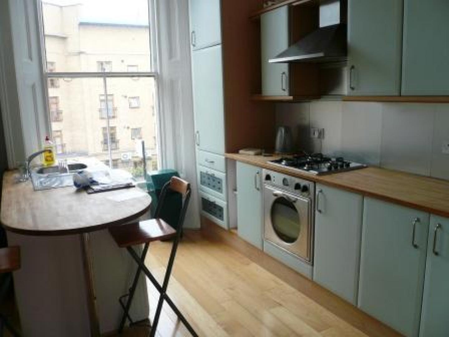 			NEW INSTRUCTION, 1 Bedroom, 1 bath, 1 reception Flat			 Chippenham Road, MAIDA VALE