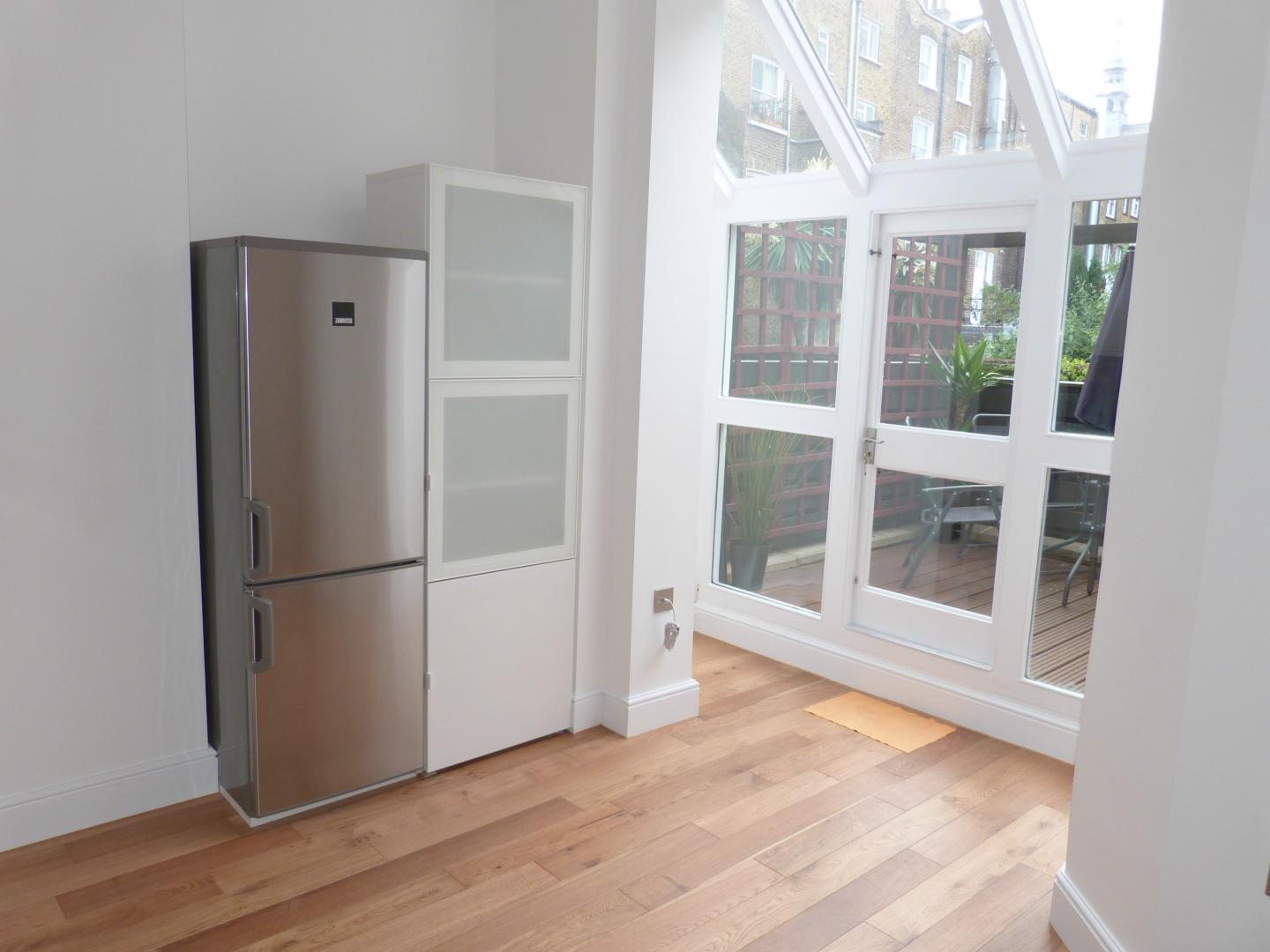 			1 Bedroom, 1 bath, 1 reception Flat			 Westbourne Park Road, NOTTING HILL