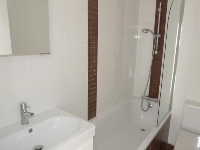 			Newly refurbished., 2 Bedroom, 1 bath, 1 reception Flat			 Dyne Road, KILBURN