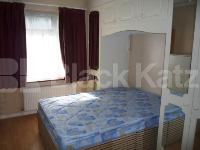 			2 Bedroom, 1 bath, 1 reception Flat			 Alexandra Road, MUSWELL HILL