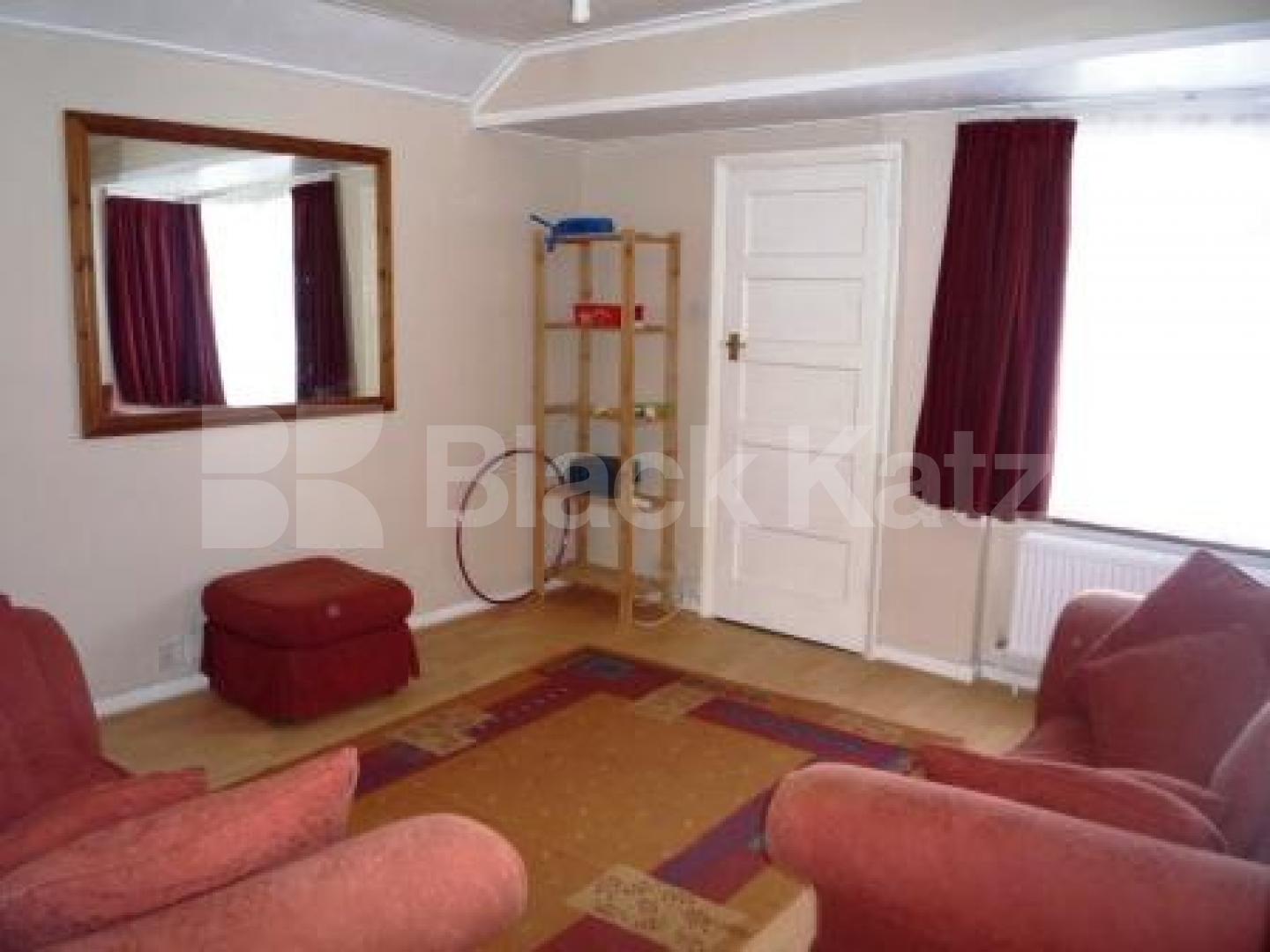 			2 Bedroom, 1 bath, 1 reception Flat			 Alexandra Road, MUSWELL HILL