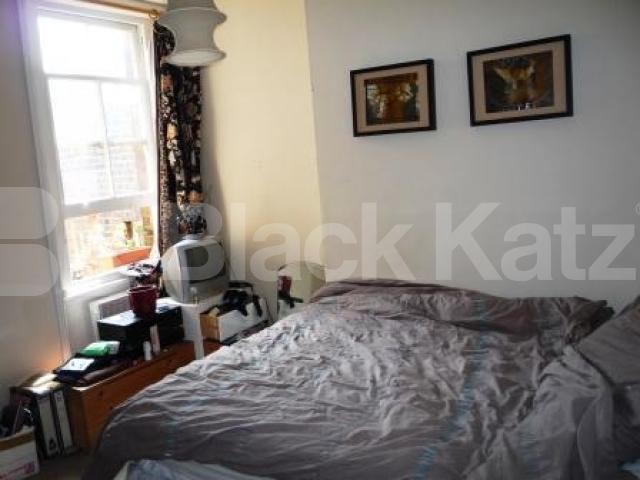 			Let, 2 Bedroom, 1 bath, 1 reception Flat			 Broadway Parade, CROUCH END