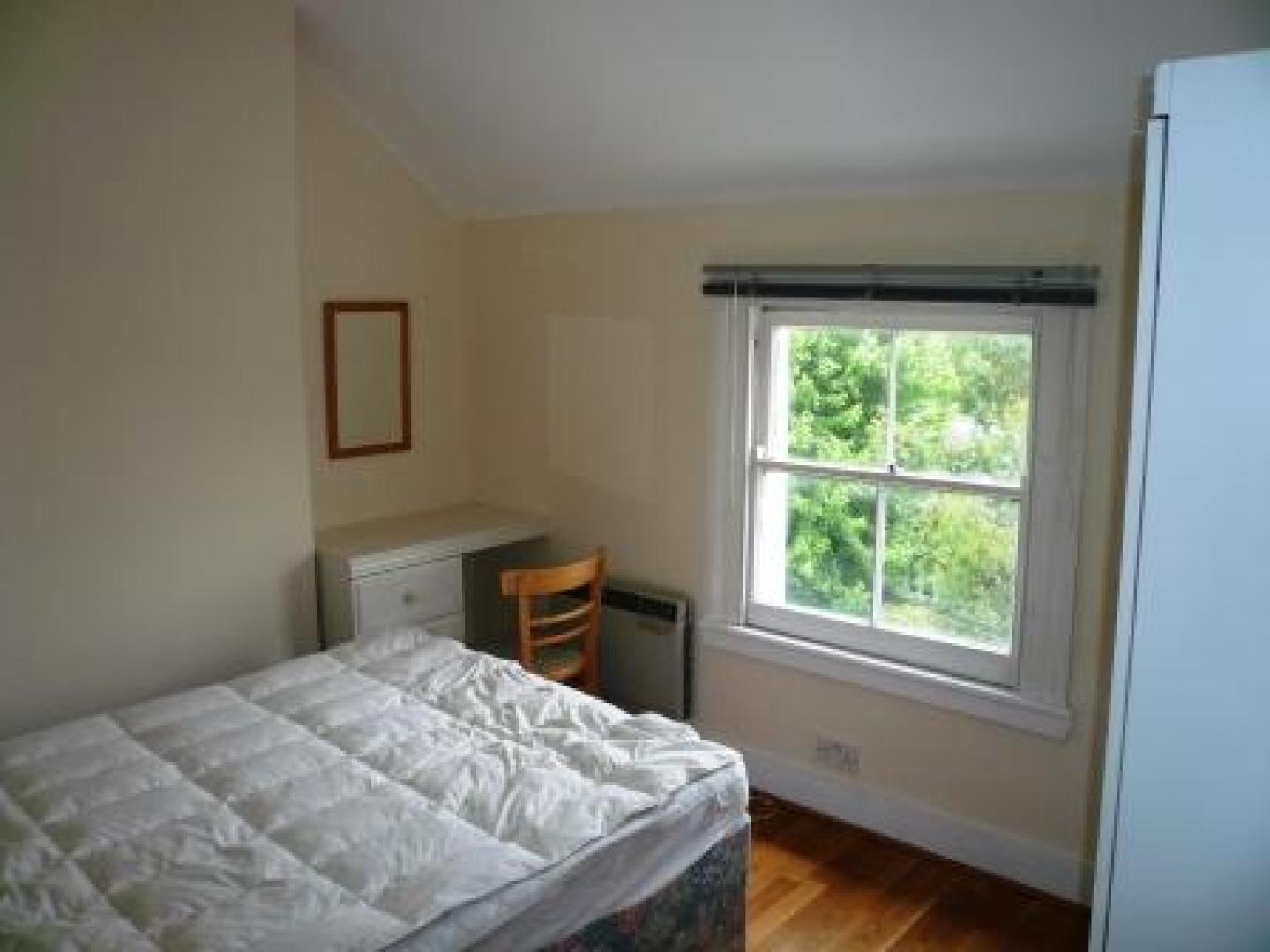 			1 Bedroom, 1 bath, 1 reception Flat			 Gascony Avenue, WEST HAMPSTEAD