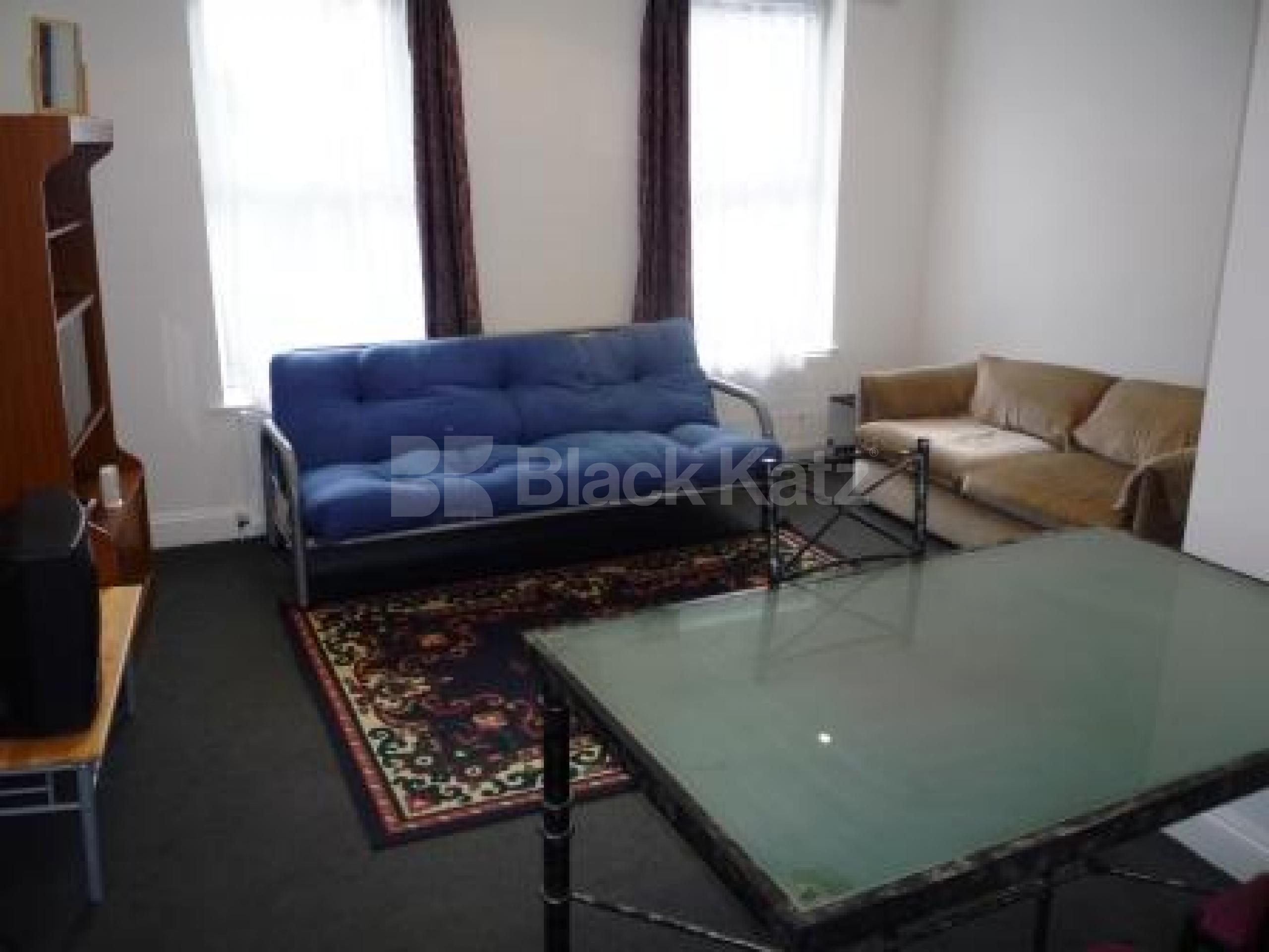 			LET!, 3 Bedroom, 1 bath, 1 reception Flat			 Palace Road, BOUNDS GREEN N11