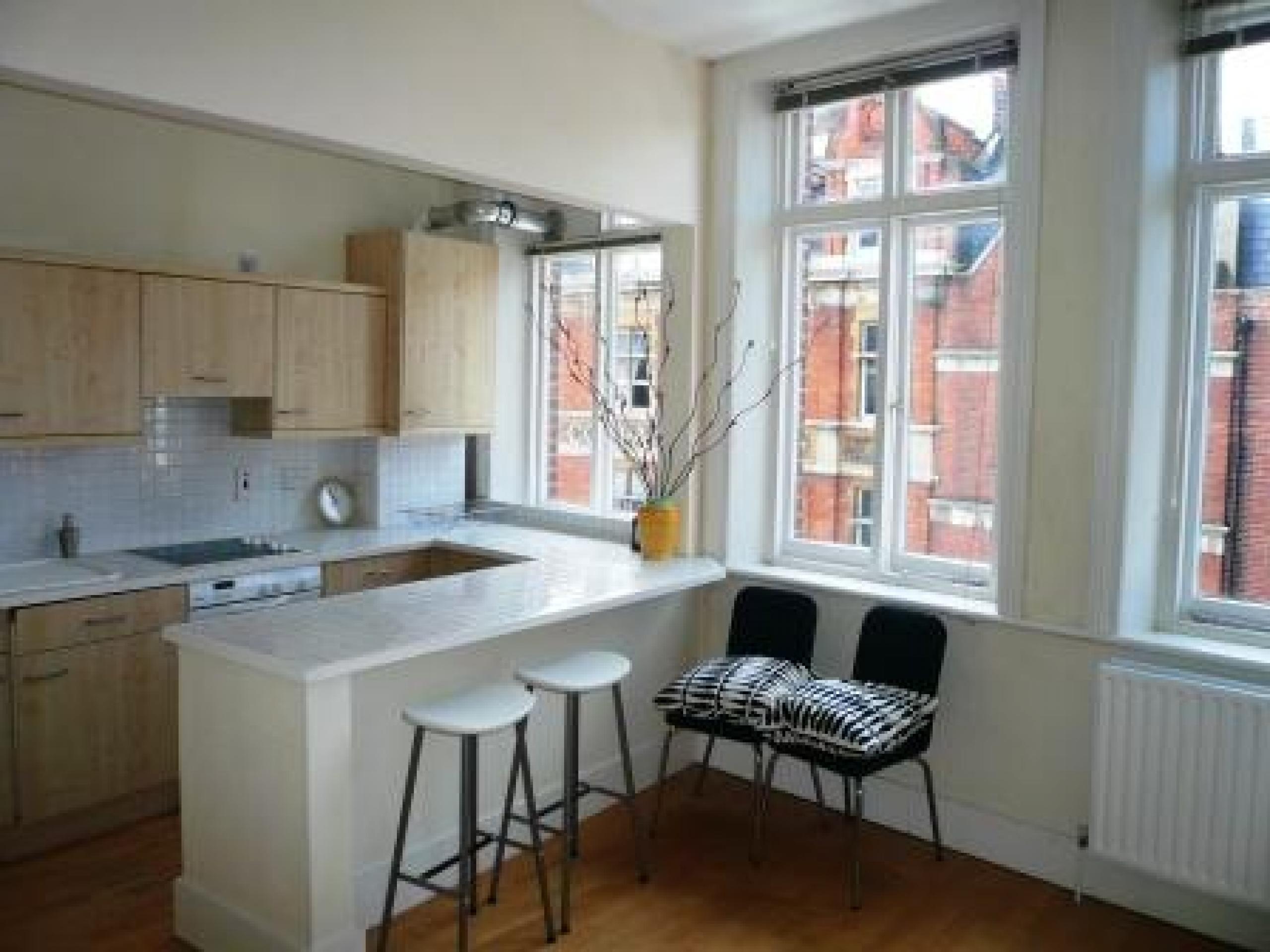 			1 Bedroom, 1 bath, 1 reception Flat			 Heath Street, HAMPSTEAD NW3