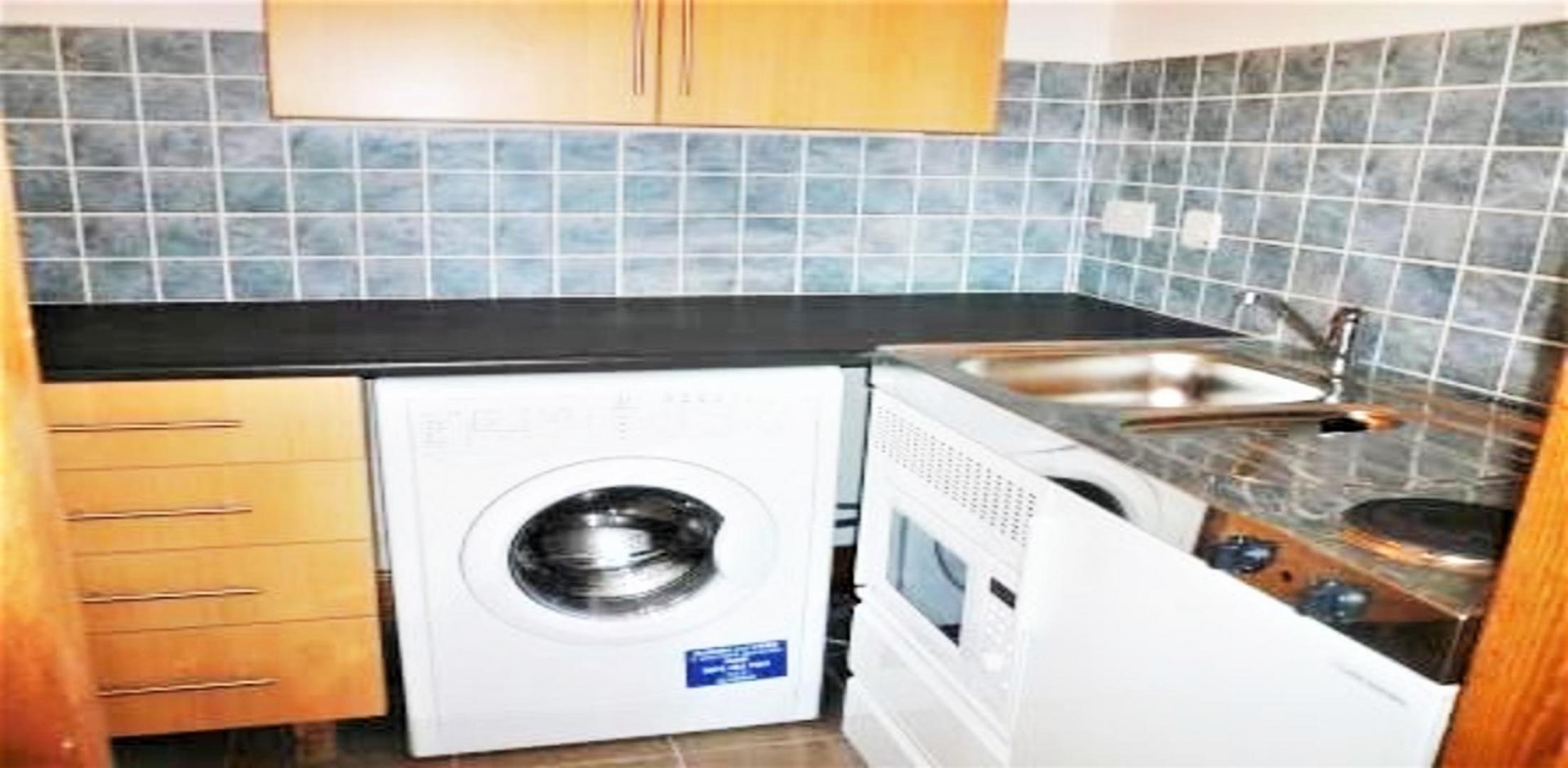 			NEW INSTRUCTION, Studio Apartment, 1 bath, 1 reception Studio			 Glenmore Road, BELSIZE PARK