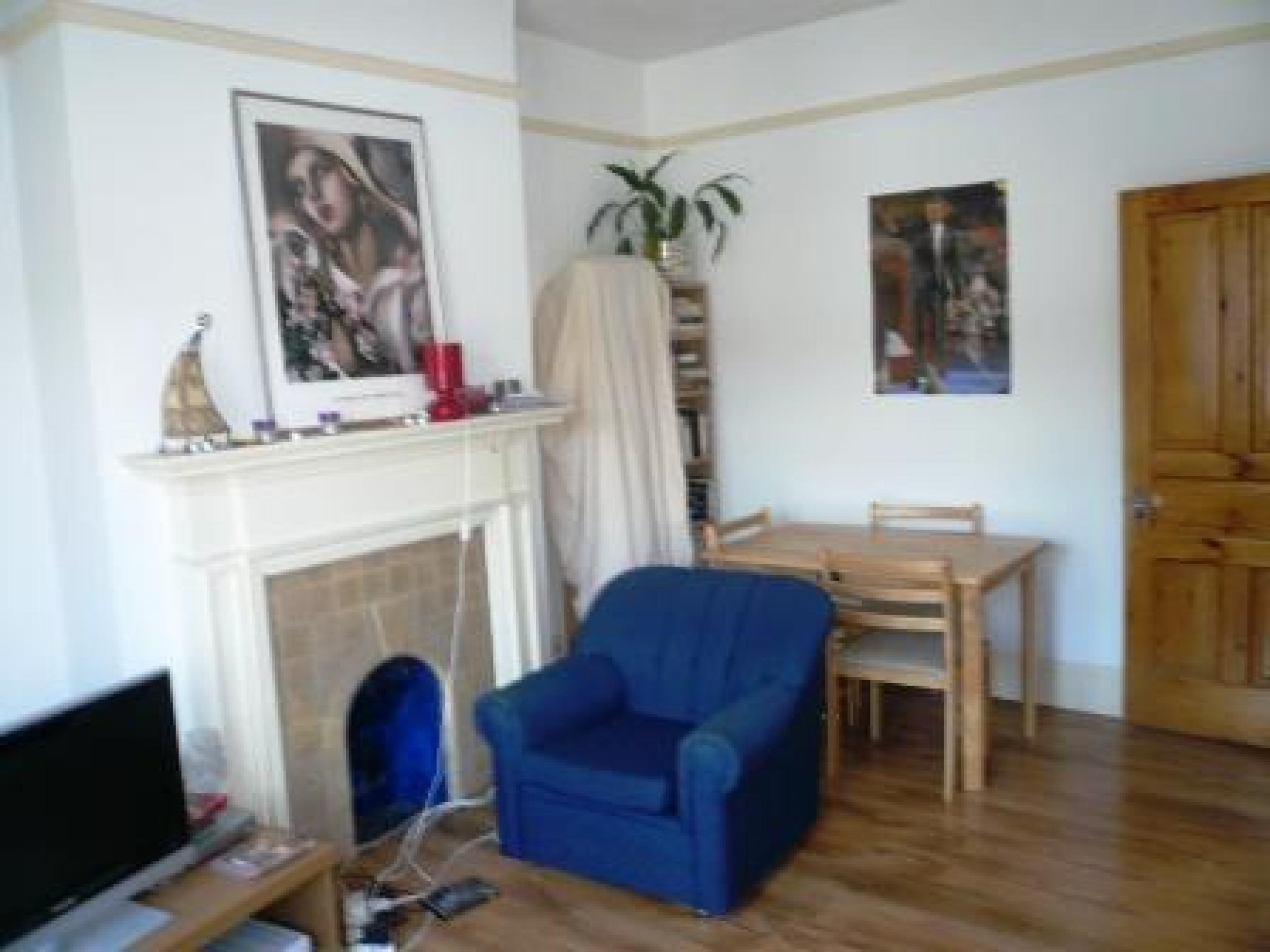 			NEW INSTRUCTION, 3 Bedroom, 1 bath, 1 reception Flat			 Chichele Road, WILLESDEN GREEN NW2