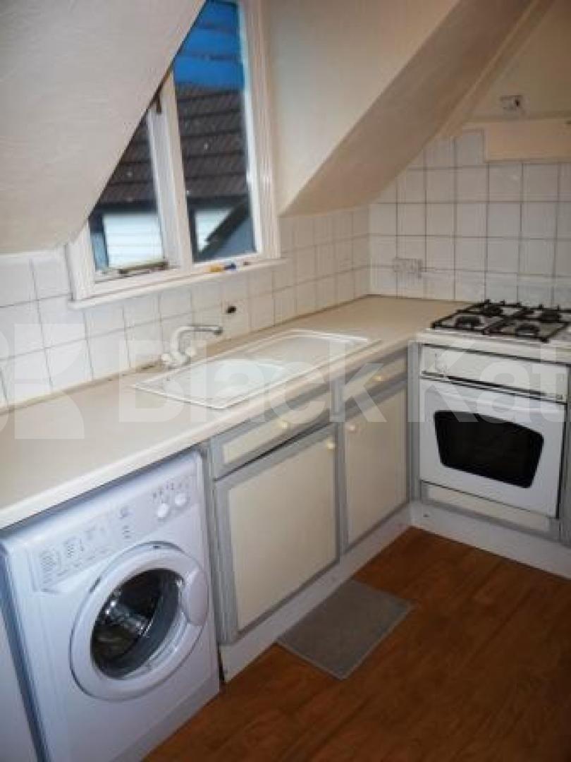 			NEW INSTRUCTION!, 1 Bedroom, 1 bath, 1 reception Flat			 Muswell Hill, MUSWELL HILL