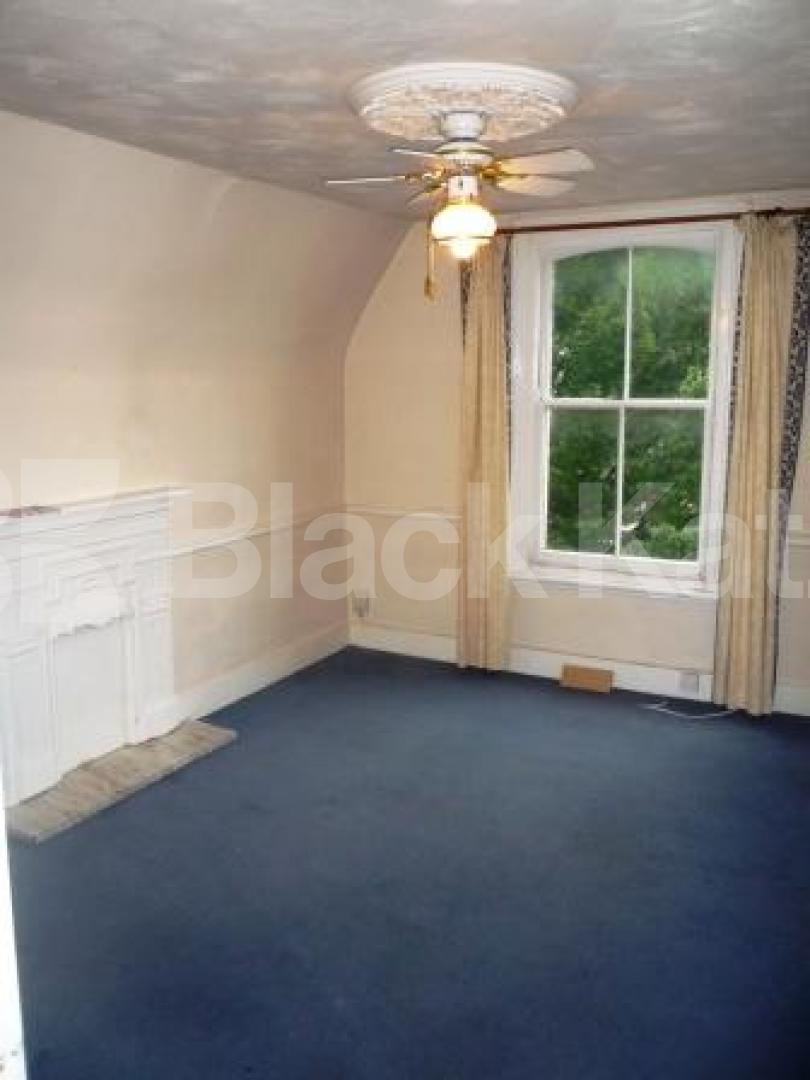 			NEW INSTRUCTION!, 1 Bedroom, 1 bath, 1 reception Flat			 Muswell Hill, MUSWELL HILL