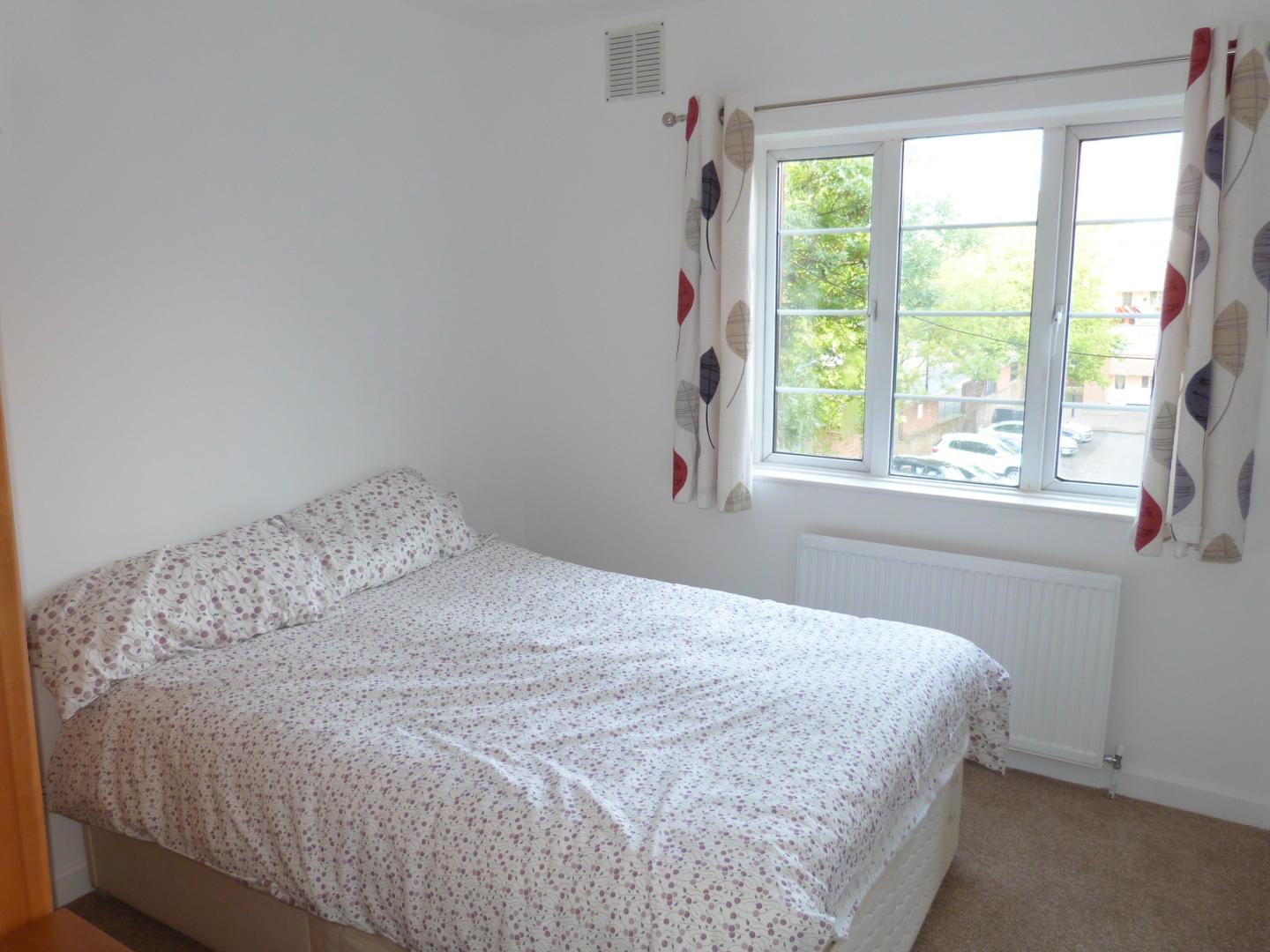 			3 Bedroom, 1 bath, 1 reception Flat			 Stone Bridge Road, HARLESDEN