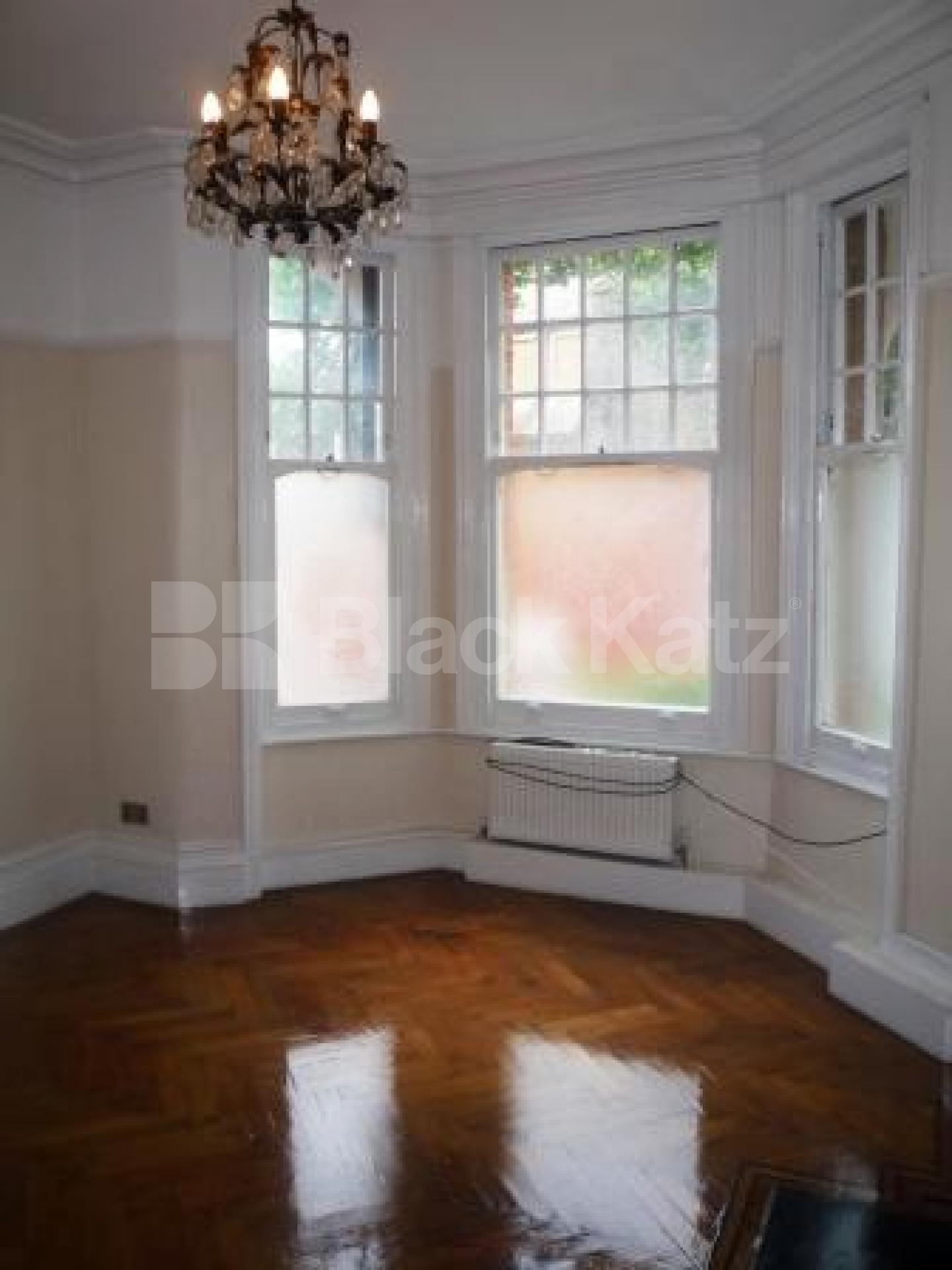 			FORTISMERE CATCHMENT!!, 3 Bedroom, 1 bath, 1 reception Flat			 Queens Avenue, MUSWELL HILL N10