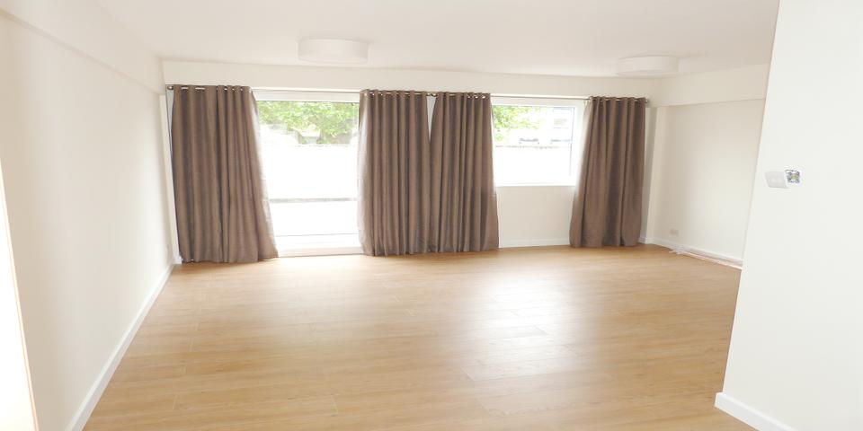 			NEW INSTRUCTION, 3 Bedroom, 1 bath, 1 reception Flat			 Viceroy Close, EAST FINCHLEY