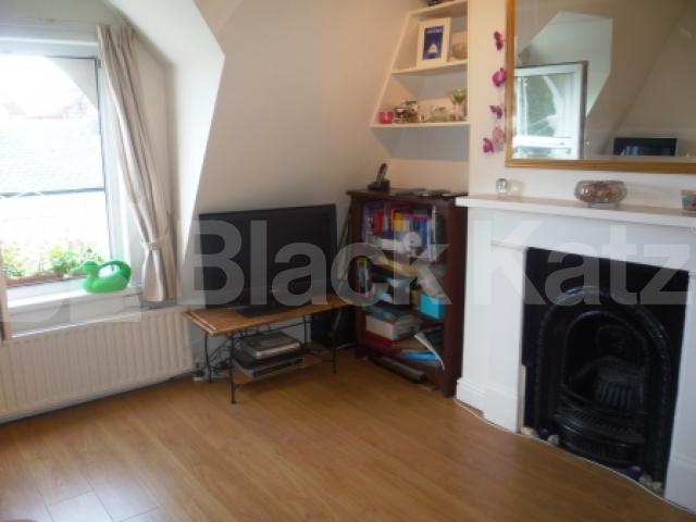 			LET!, 1 Bedroom, 1 bath, 1 reception Flat			 Lausanne Road, HARINGEY LADDER