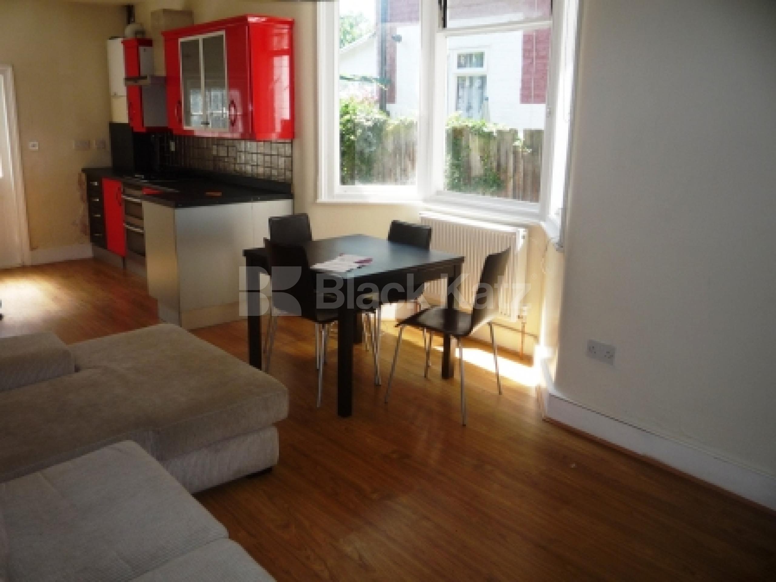 			5 Bedroom, 1 bath, 1 reception House			 Falkland Road, HARINGEY LADDER N8