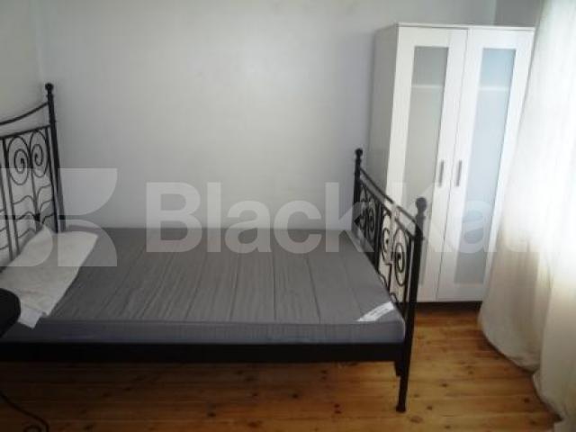 			4 Bedroom, 1 bath, 1 reception House			 Plevna Cresent, Seven Sisters